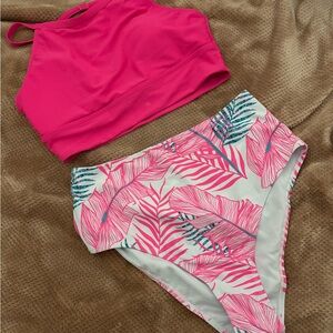 Pink and White Leaf Print Women's Swim Set